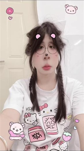 乖乖穿上了裙子变成了乘乘#展示一下我的甜妹穿搭 #穿搭对我来说易如反掌 #三月三#和海尔热水器浇个朋友 #什么次元都逃不过甜妹